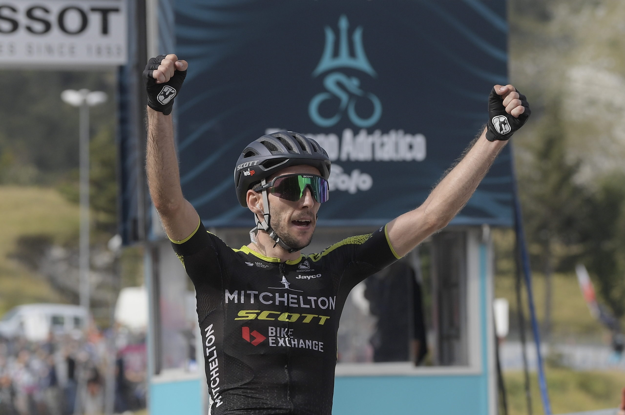 Sejr til Simon Yates på femte etape i Tirreno-Adriatico