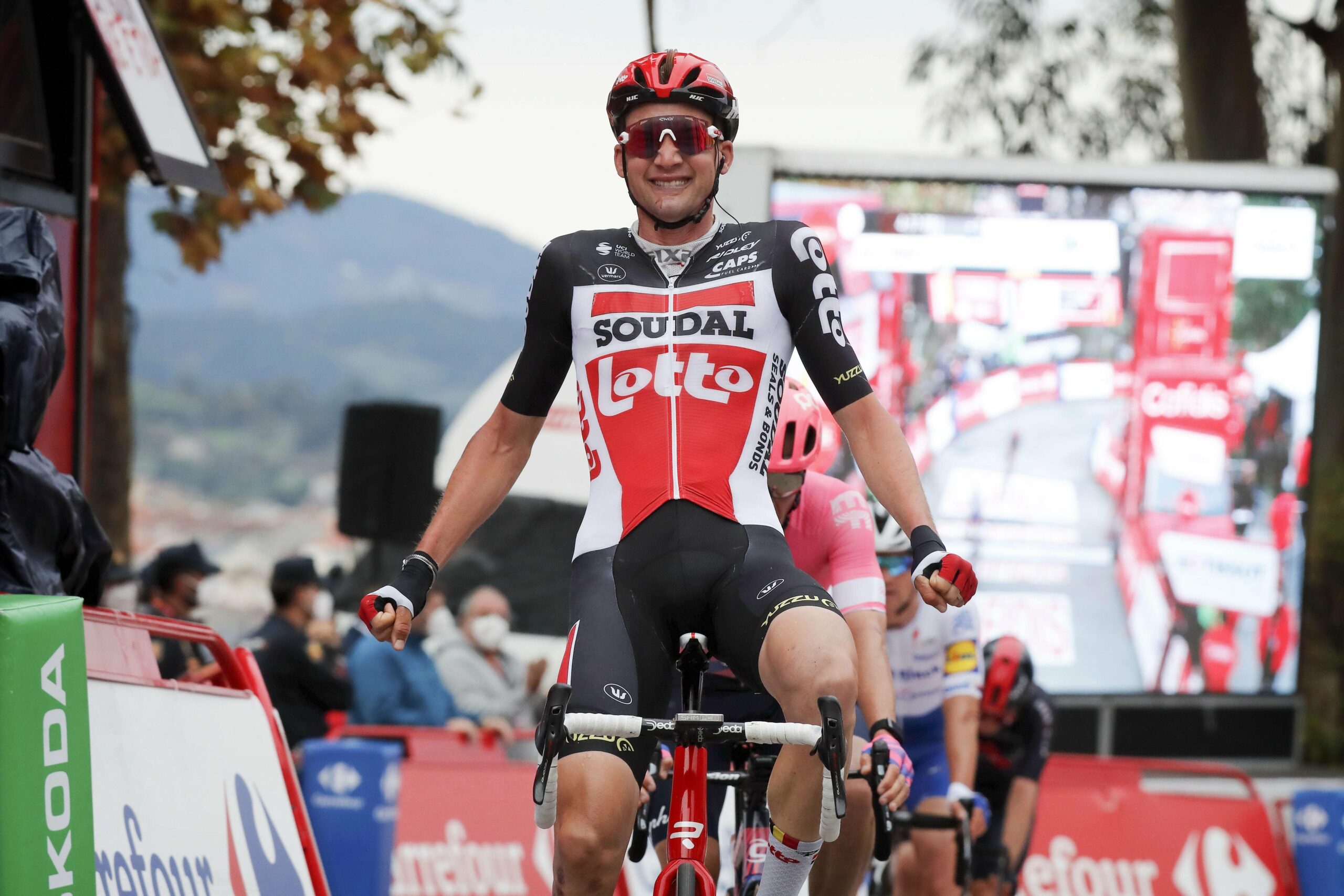 Tim Wellens-sejr på 14. etape i Vuelta a Espana. Roglič fortsat i front