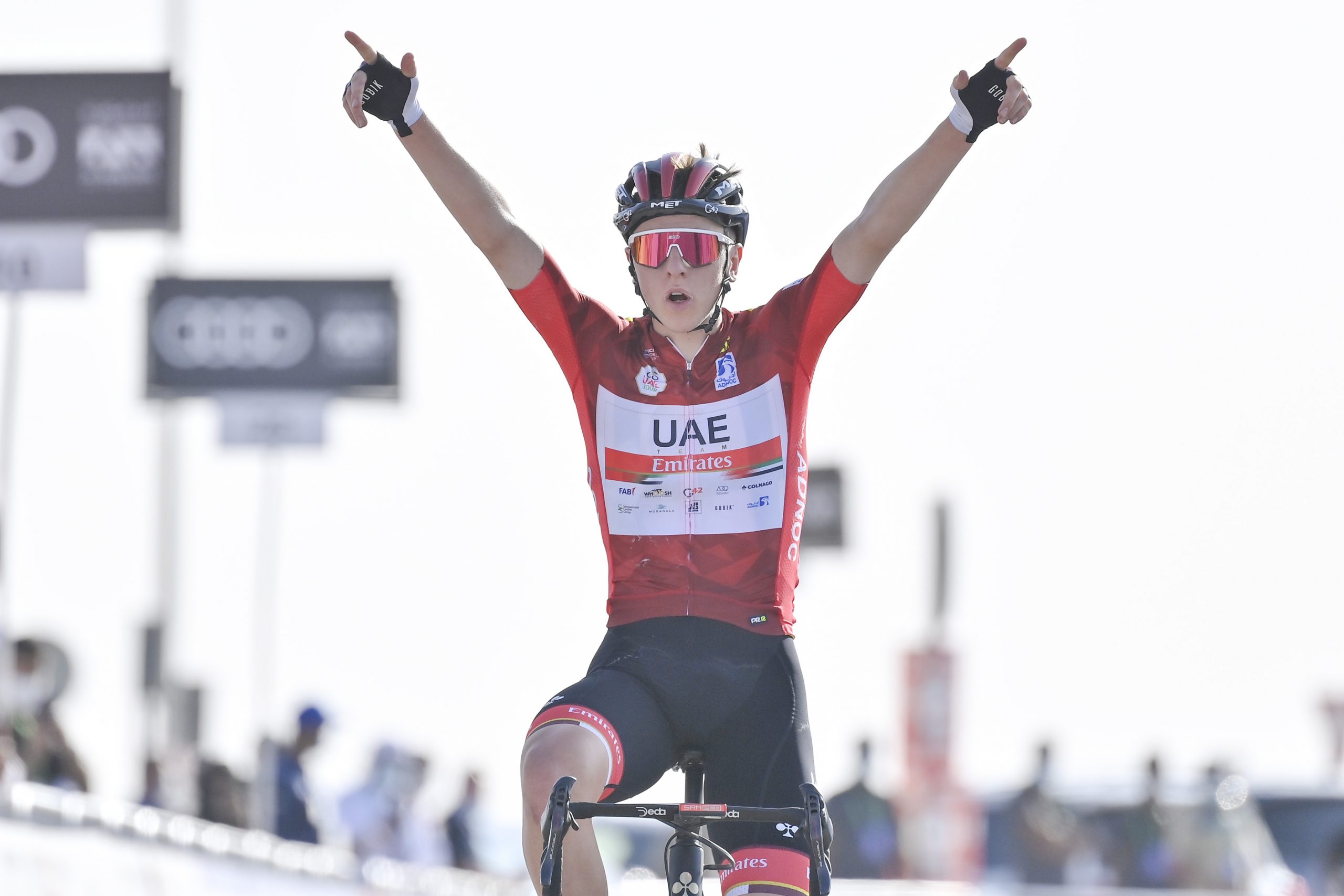 21-årige Tour de France-vinder forlænger kontrakt