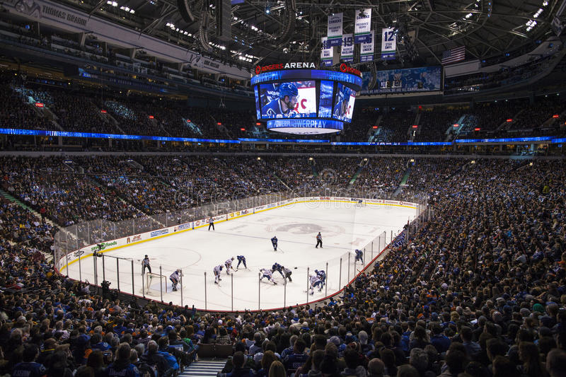 Mål og matchstraf til danskere i NHL