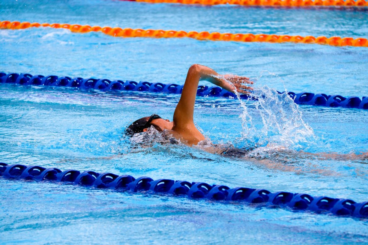 Slog 15 år gammel svømme-rekord