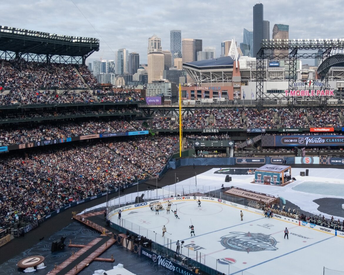 47.313 tilskuere til ishockeykamp